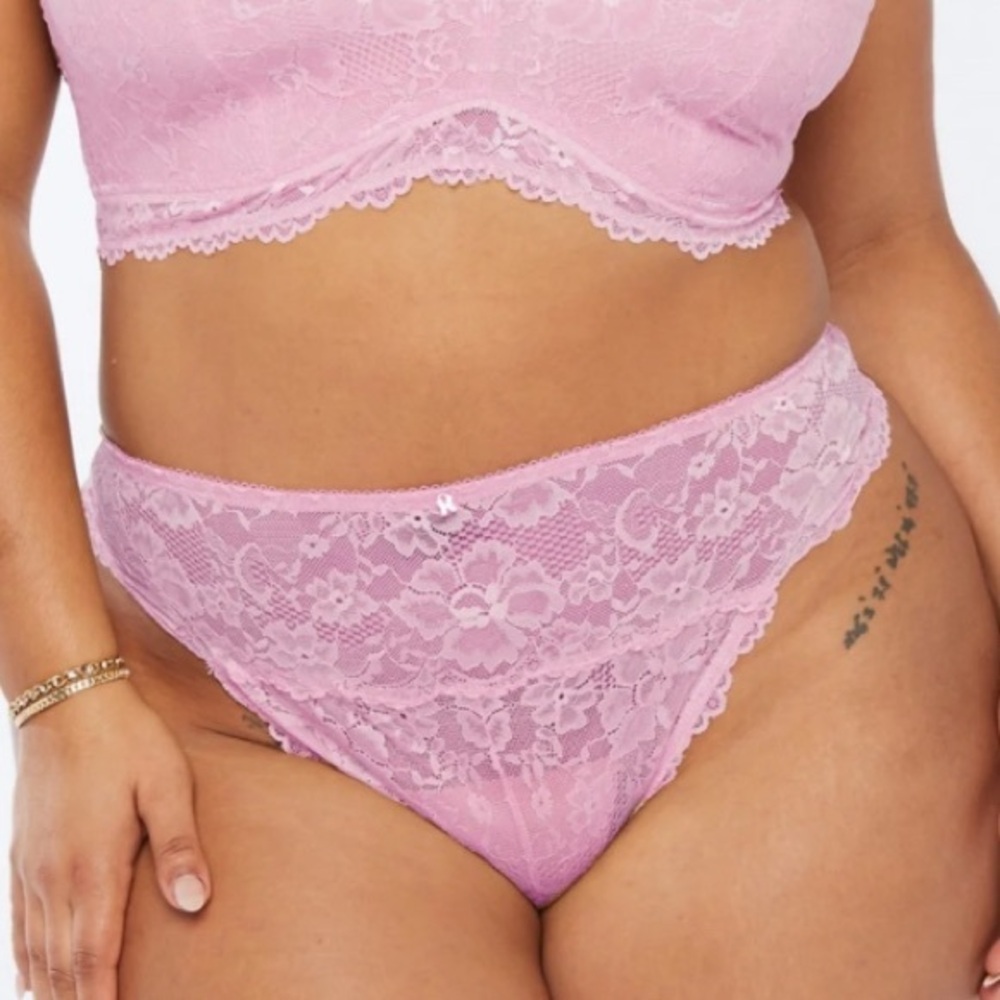 Savage X Fenty High Waist Lace Thong Pink Size 1X